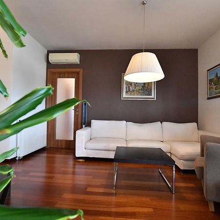 City Penthouse Vita Пула Экстерьер фото