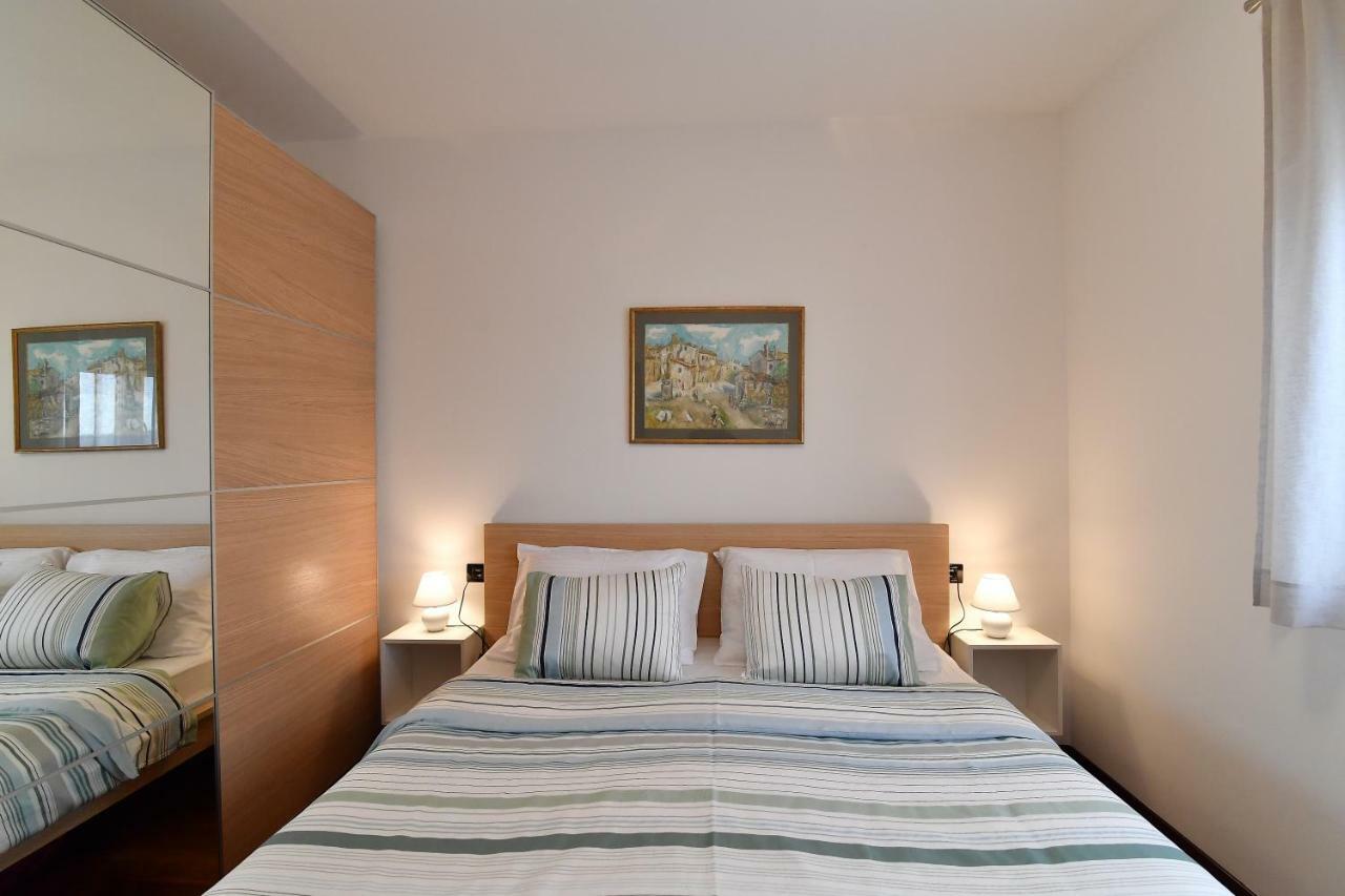 City Penthouse Vita Пула Экстерьер фото