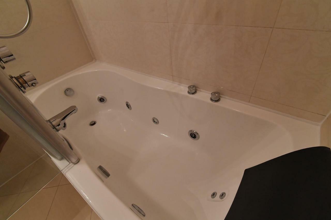 City Penthouse Vita Пула Экстерьер фото