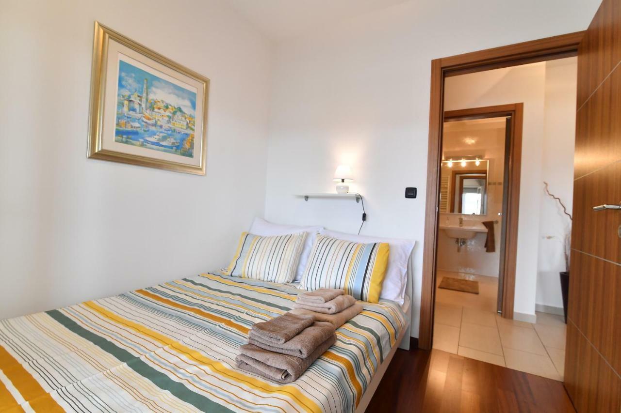 City Penthouse Vita Пула Экстерьер фото