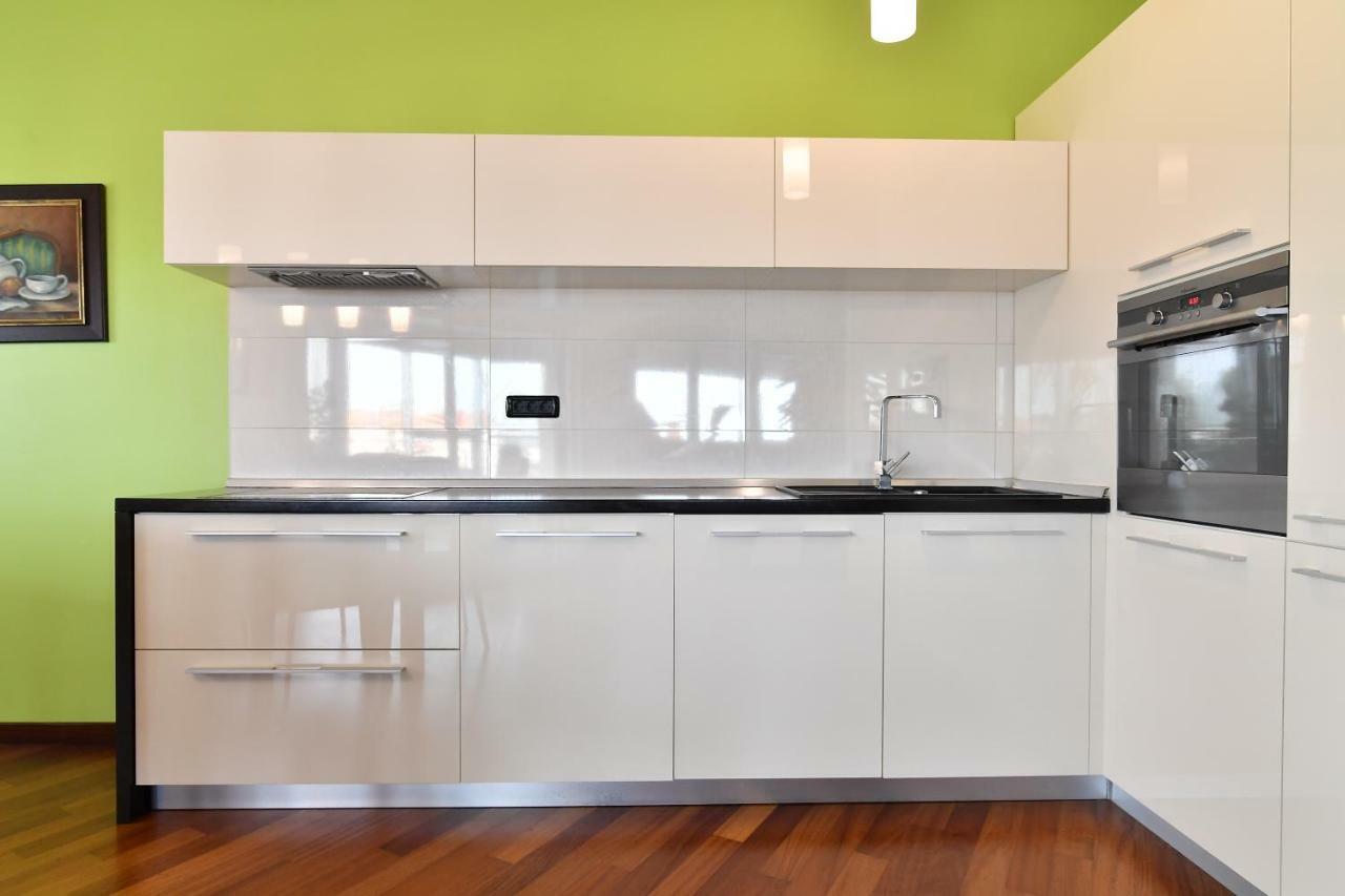 City Penthouse Vita Пула Экстерьер фото