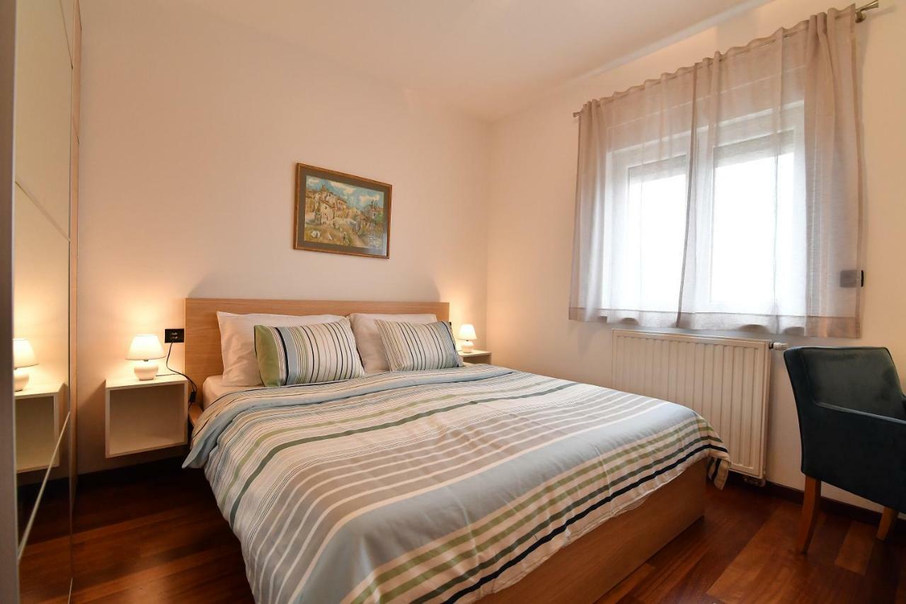 City Penthouse Vita Пула Экстерьер фото